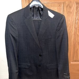 Jos A Banks Men’s Tailored Fit Executive Collection Suit - Grey - Size 40S - NWT